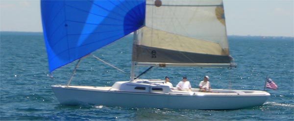 if you have trouble seeing images please go to http://www.esailingyachts.com/e33_Newsletter/